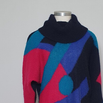 Retro Rummage have a large range of vintage, boho and retro clothing