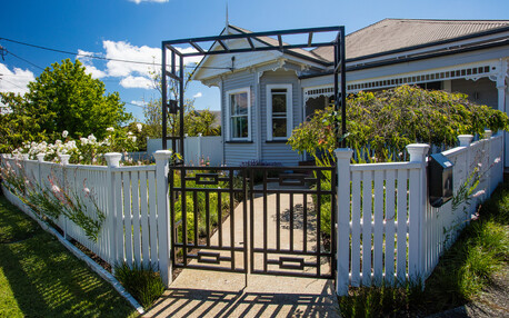 Villa Front Garden, Birkenhead