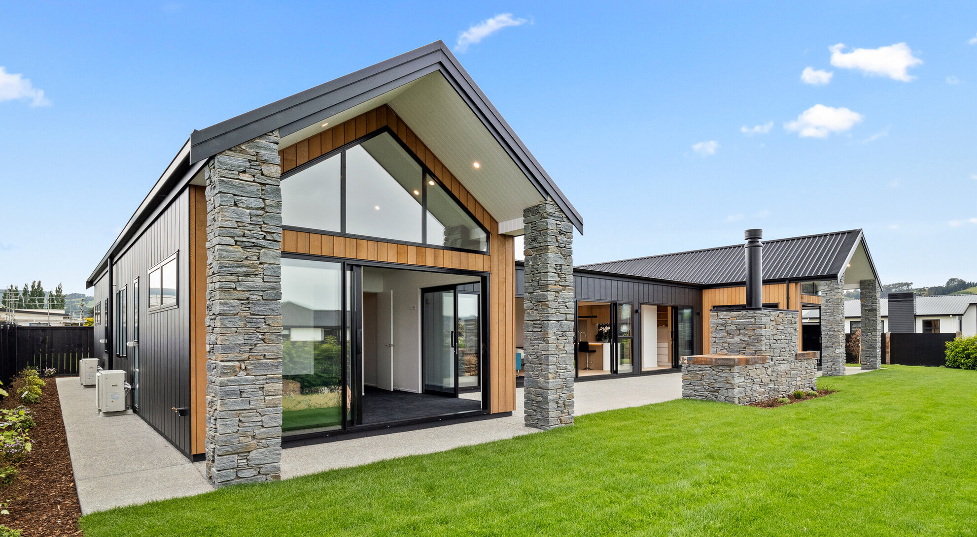 Exterior image of Dundee Road townhouse development. MJW Homes. Dunedin, Otago. NZ.