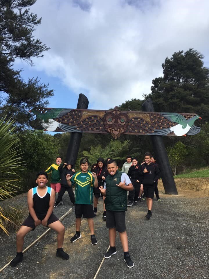 Aawhina Whaanau | Te Wharekura O Rakaumangamanga