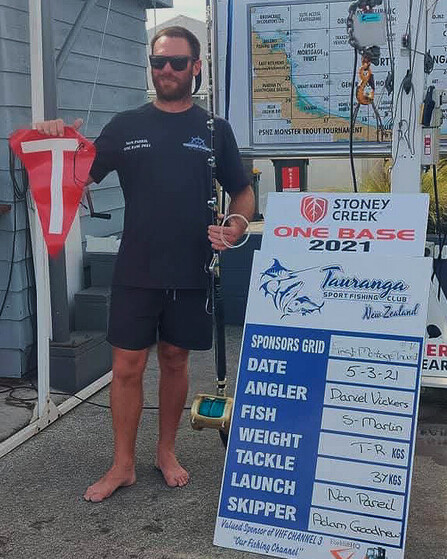 Daniel Vickers with record fish weight