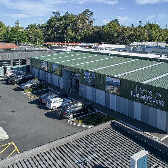 Exterior of Hunting *& Fishing Cambridge