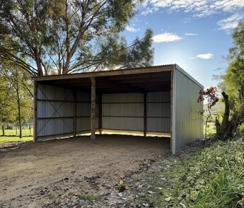 2 bay pole shed canterbury