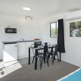 Unit 18 kitchenette