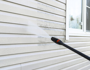 How to Transform Your Home&#039;s Curb Appeal with Exterior House Washing