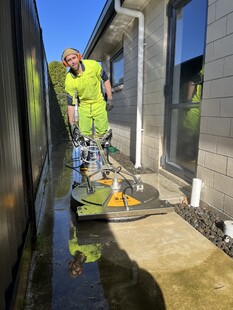 Driveway / pathway surface cleaning