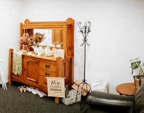 Why You Need a Wedding Emergency Kit and What to Include