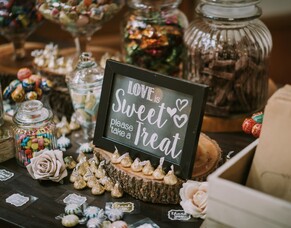 How to Appproach Wedding Favours for your Auckland Wedding