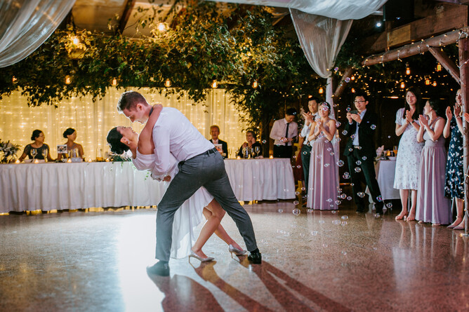 wedding couple dancing