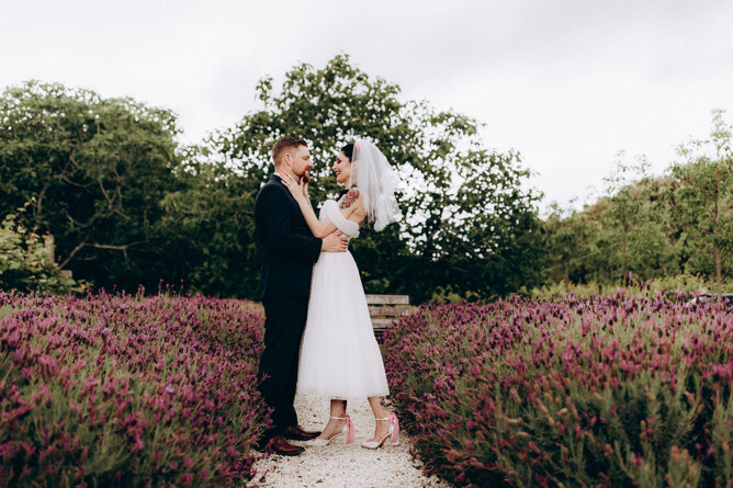 Spring lavender wedding photo at Markovina Estate in Kumeu, Auckland