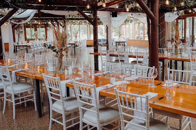 wedding tables set-up at Markovina Vineyard Estate