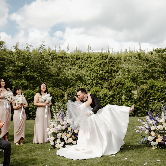 Cherry Blossom Round Wedding Ceremony