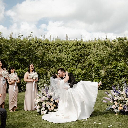 Cherry Blossom Round Wedding Ceremony