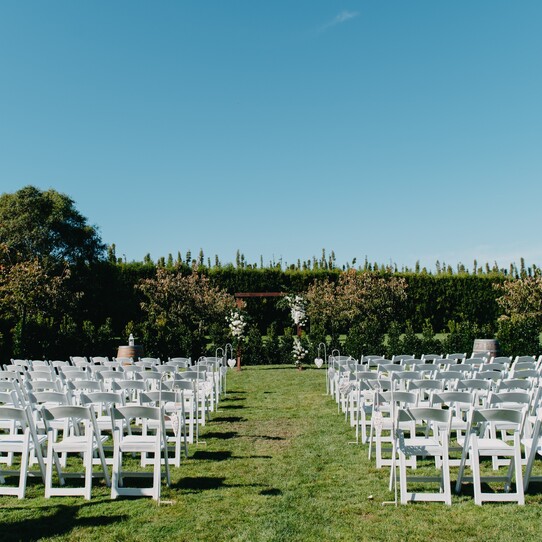 Cherry Blossom Round Wedding Ceremony