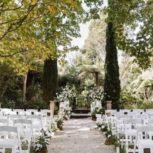 Markovina wedding ceremony set up