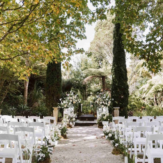Markovina wedding ceremony set up
