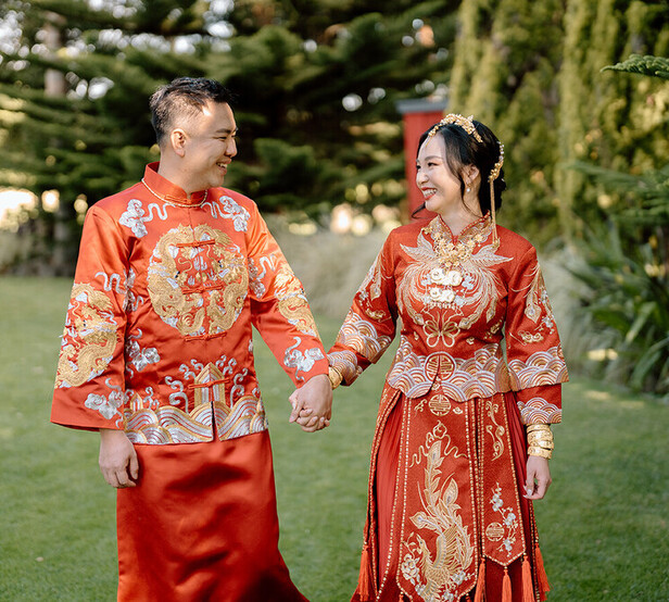 Markovina Vineyard Estate Asian Couple