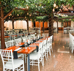 Markovina Estate Wedding Venue Table Decor Setup