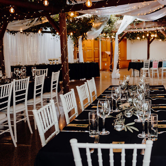 Wedding Reception Under the Vines Table Decor