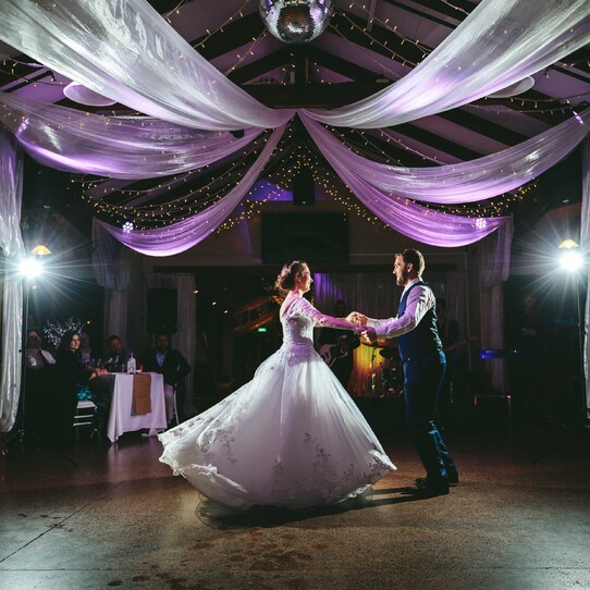 Bride & Groom First Dance