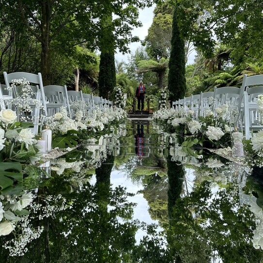 Mirror Panel Aisle at Barrel Waterfall Wedding Ceremony