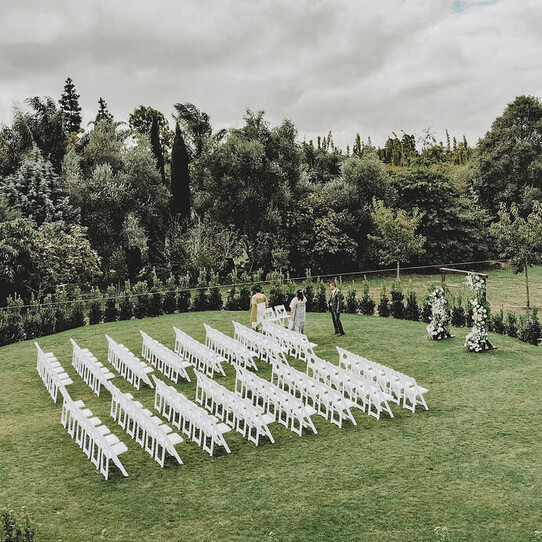 Cherry Blossom Round Wedding Ceremony