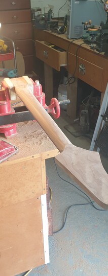 Shaping the neck
