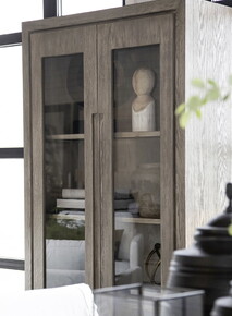 WALL UNITS & CABINETS