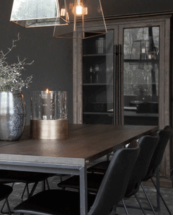 BUFFETS & SIDEBOARDS