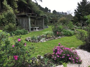Heritage Rose Garden - These were first planted in Autumn, 2000. The entrance pathway to this area has 170 rosa frau dagma.