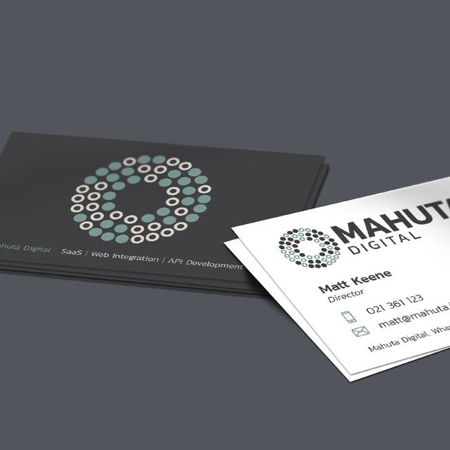 Mahuta Digital logo design