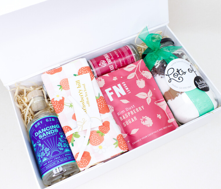 PREMIUM GIN, BAKING KIT AND TEATOWEL