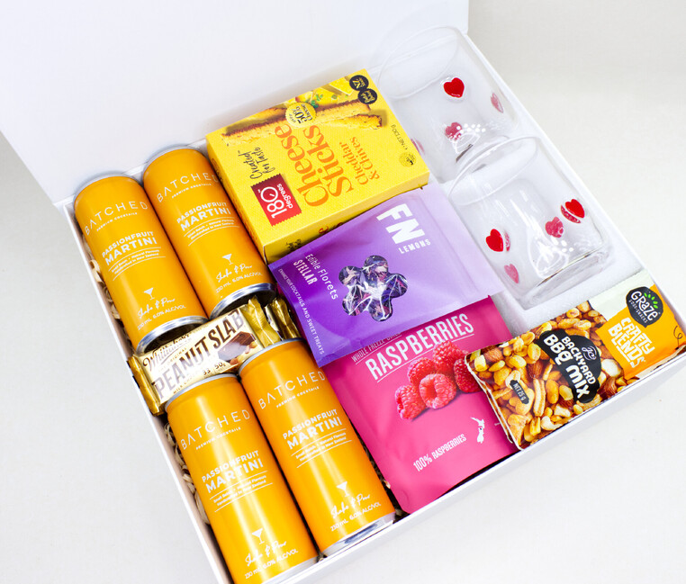 NZ COCKTAILS, DESIGNED GLASSED AND NZ MADE TREATS