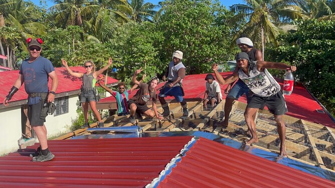 Some of the team, including Jason, Danza (Danielle), our Josh and Fiji Josh