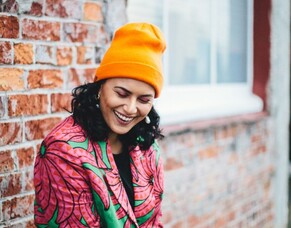 //086 Julia Arnott-Neenee, digital equity champion