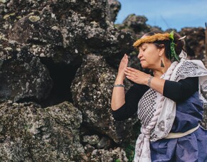 //022 Pualani Case, spiritual and cultural leader + kumu hula