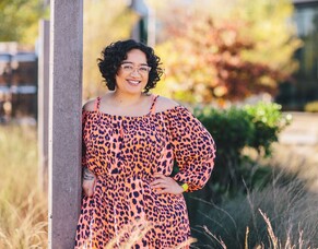 //087 Puawai Cairns, museum curator