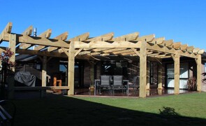Pergola - Pergola built over outdoor entertaining area on existing home