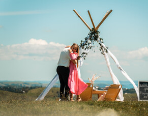 Liam + Erin&#039;s proposal set up | Indigo Waiheke