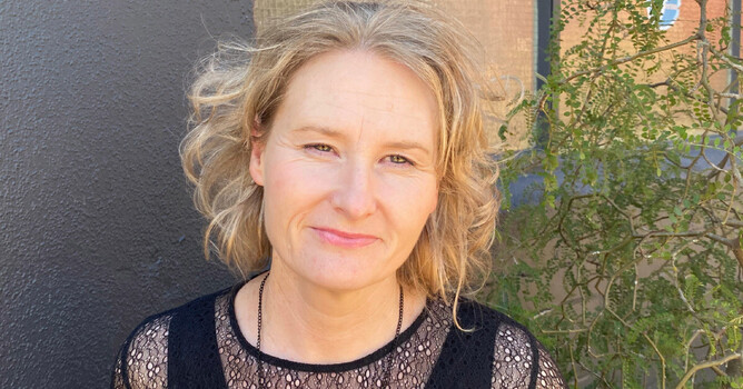 Anna Mowat, Real Parents