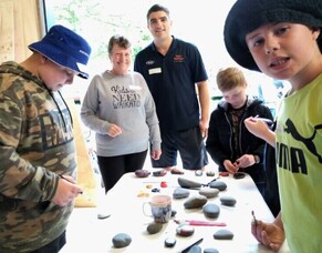 Water boy visit promotes benefits of volunteering