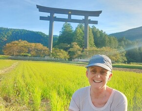 5 great reasons to travel solo &amp; travel light in Japan.