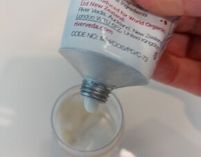 Best tip on how to pack light - learn to count the squeezes!