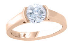Round brilliant diamond set in 18ct Rose gold, Marc Bendall Christchurch engagement rings