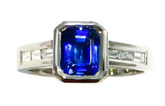 Emerald cut Ceylonese Sapphire & baguette diamonds set in Platinum