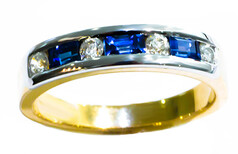 Baguette Sapphire & Diamond wedder, round brilliant diamonds 18ct yellow gold