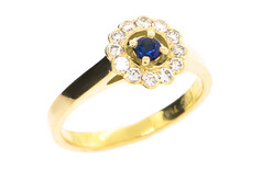 Diamond Sapphire cluster 18ct yellow gold ring