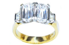 Crisscuts & Trapezoid diamonds set in Platinum