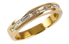 Baguette diamond wedding ring 18ct gold