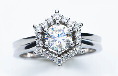 Engagement rings Christchurch, Marc Bendall